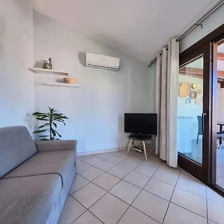 La Vigna 3 Apartment *